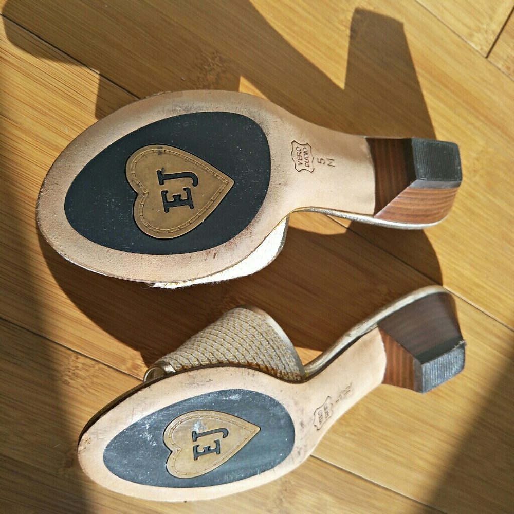 VERO CURIO white sandals